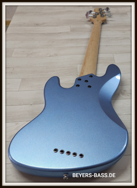 Lakland Skyline 55-60C Custom, Lake Placid Blue Gloss